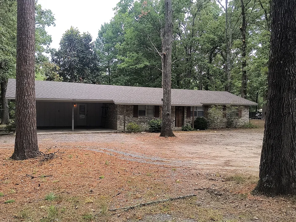 7211 Rustic Cir