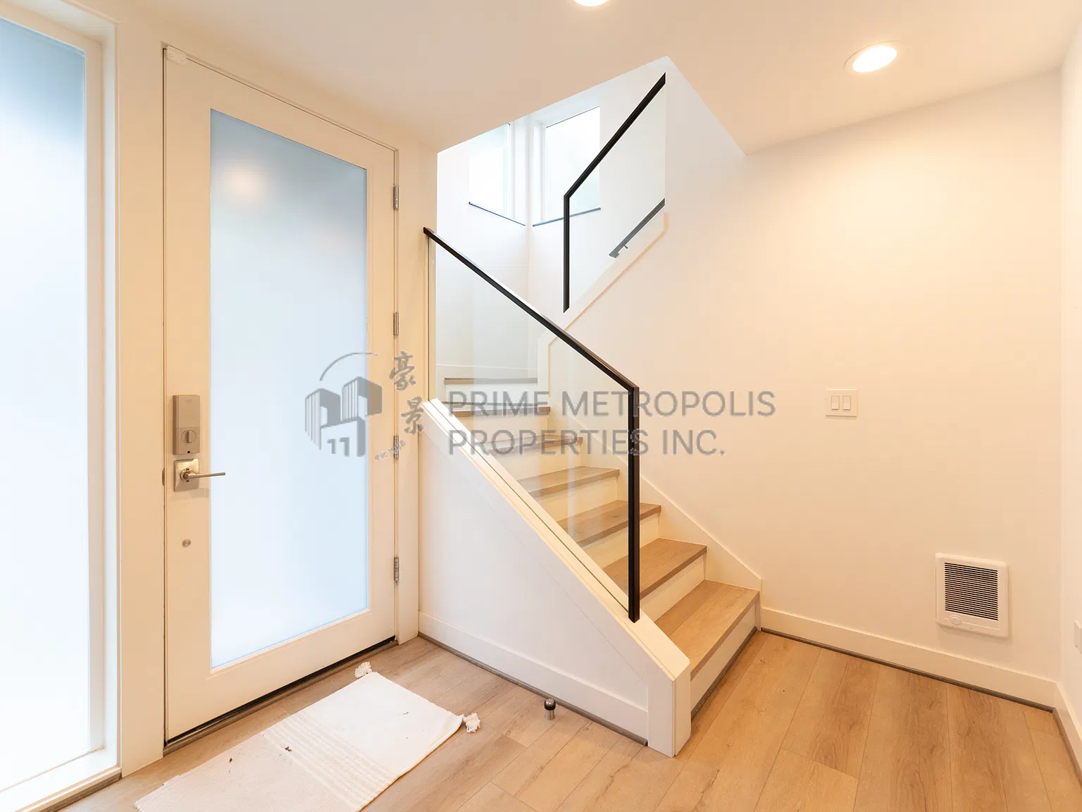 12313 14th Ave NE Seattle WA 98125 LCG - 1 — Photo 4