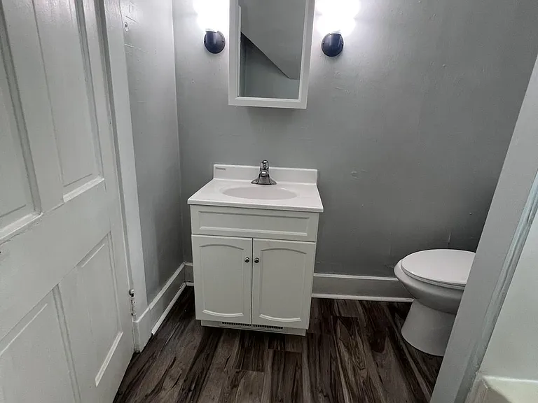 508 W High St — Photo 12
