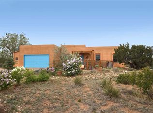 3 Baya Rd, Santa Fe, NM 87508