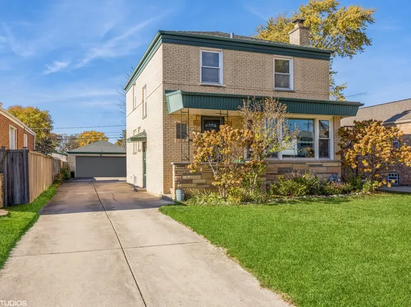 9114 S Francisco Ave, Evergreen Park, IL 60805