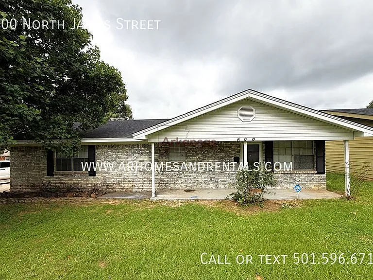 600 N James St — Photo 1