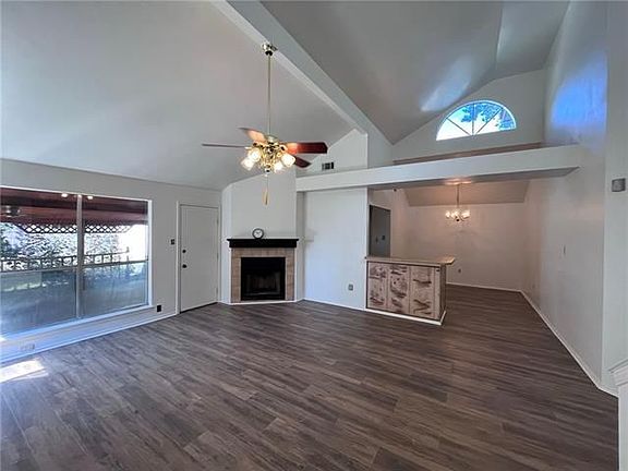 4th image of 3940 Red Cypress Dr
