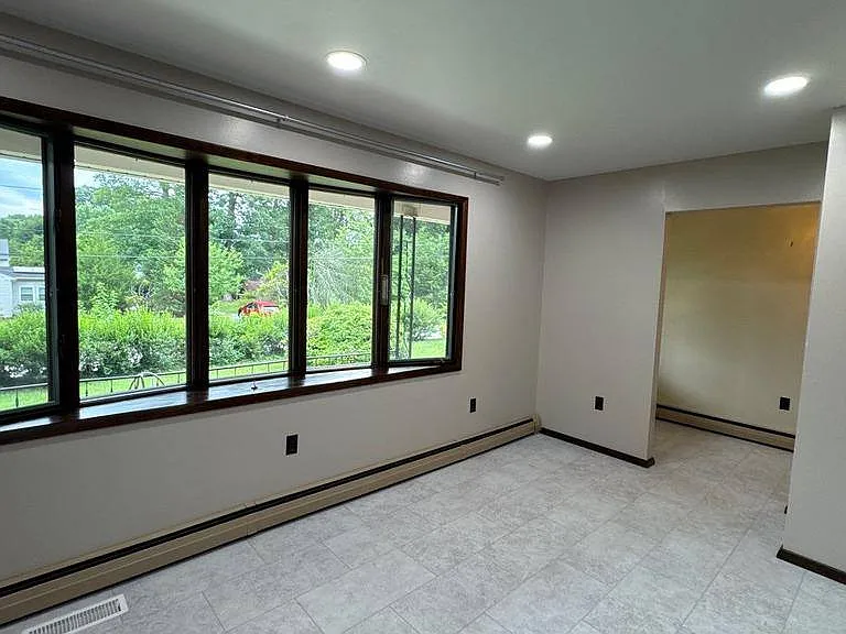 5157 Bonnie Acres Dr — Photo 9