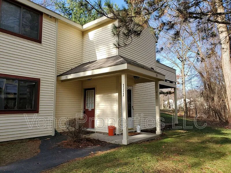 111 Yorktown Dr. Clifton Park Knox Woods — Photo 1