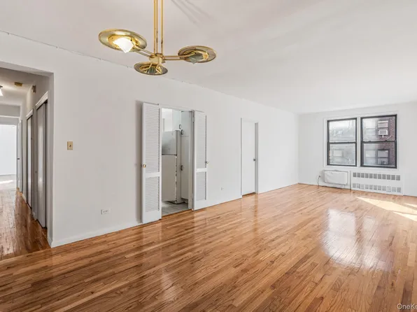 102-30 Queens Boulevard #3R, Forest Hills, NY 11375