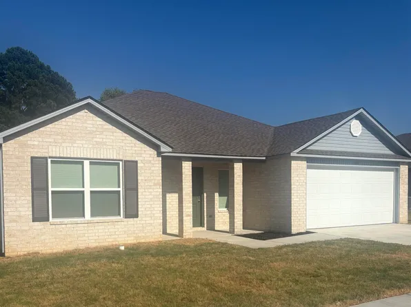 1406 Manor Oaks Blvd, Searcy, AR 72143