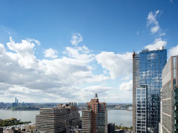 505 West 29th Street image 25 of 25