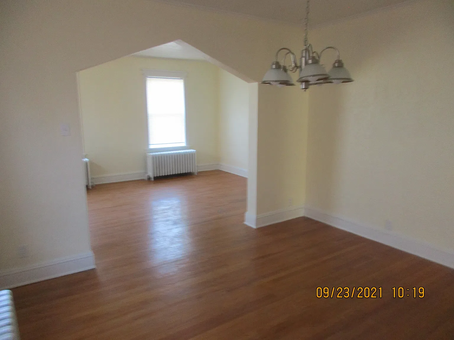 2 bed, 1000 sqft, $1,100 — Photo 4