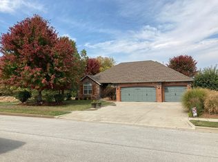 1605 E New Madrid, Republic, MO 65738