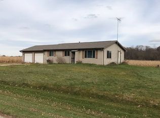 9061 North Rd, Fremont, WI 54940