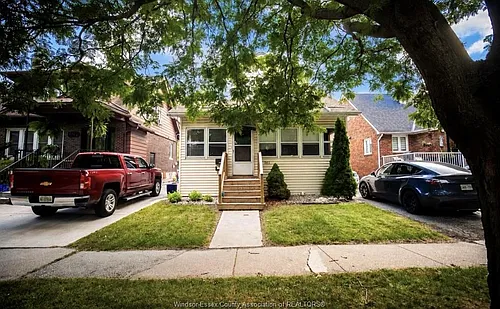 2177 Dougall Ave #UPPER Photo 1