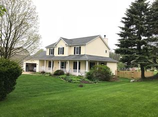 1313 Tonkawood Dr, Tallmadge, OH 44278