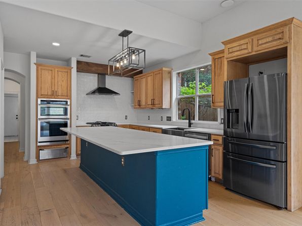 12105 Portobella Dr