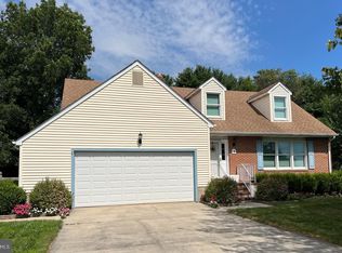 9 Patty Dr, Wrightstown, NJ 08562