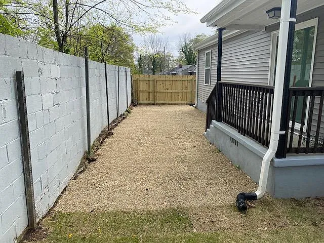 125 Dobbs St — Photo 3