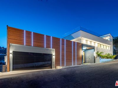 1911 Sunset Plaza Dr, Los Angeles, CA, 90069