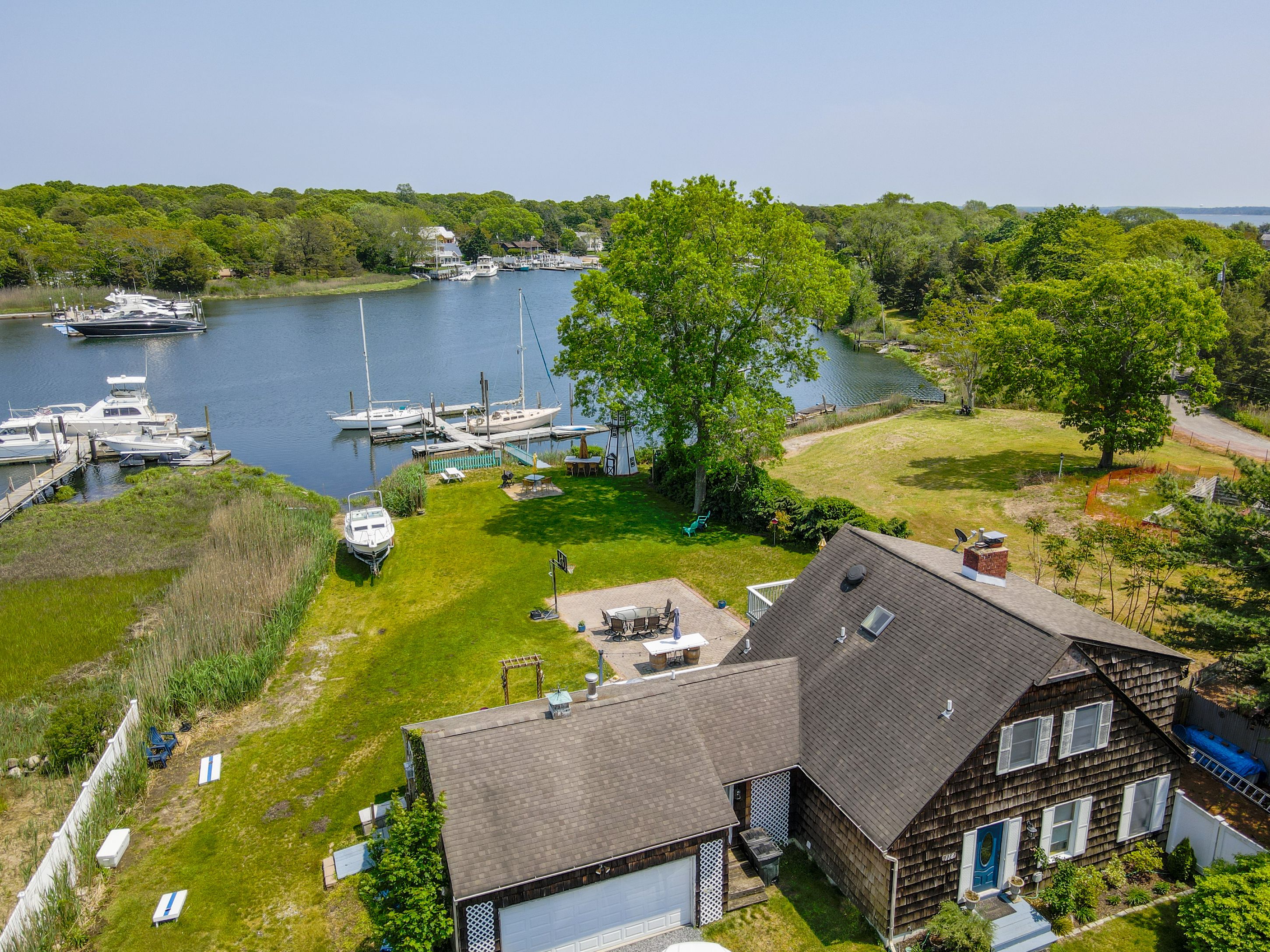 118 Overlook Dr, Aquebogue, NY 11901 Out East