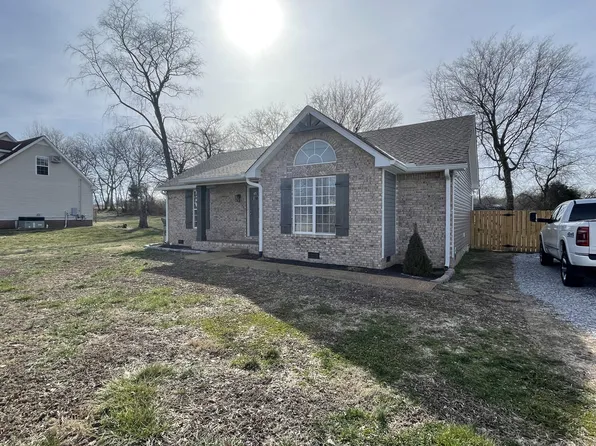 116 Cora St, Portland, TN 37148