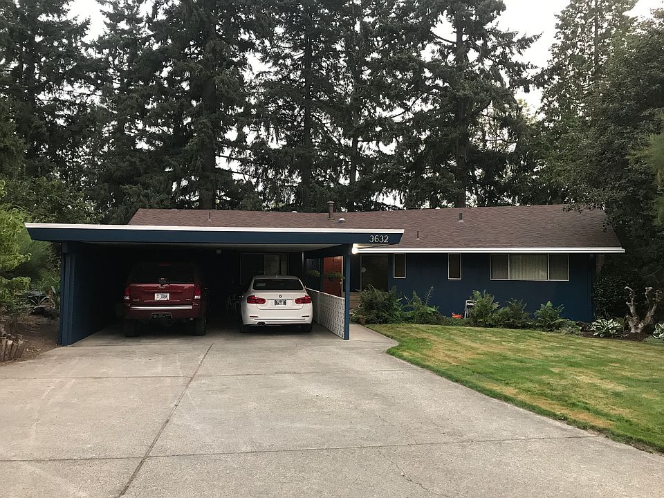 1st image of 3632 SE Willow St