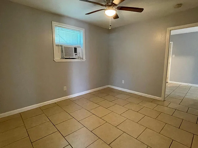 713 S Salcedo St #1 — Photo 8