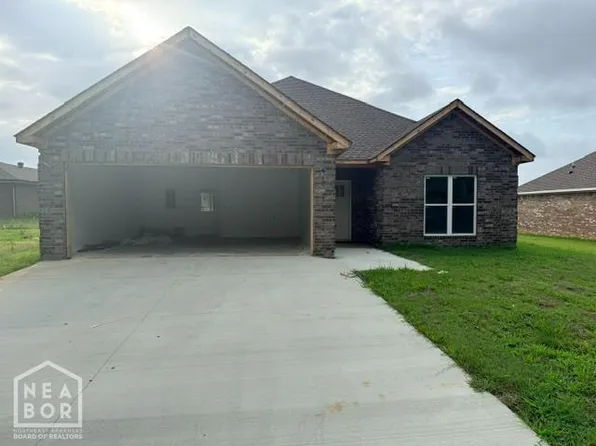 1822 N Oak St, Brookland, AR 72417