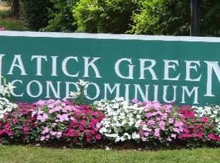 9 Post Oak Ln APT 13, Natick, MA 01760