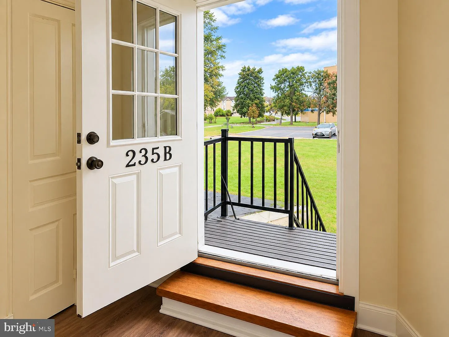 3 bed, 1.0 bath, 1500 sqft, $1,450 — Photo 2