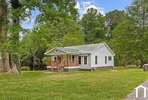 1252 Dogwood Rd — Photo 1