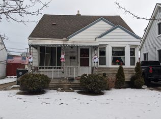 18057 Ruth St, Melvindale, MI 48122