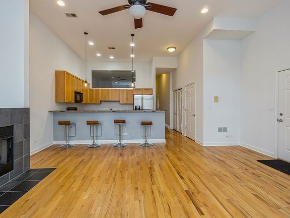 4th image of 1602 N New England Ave APT 1