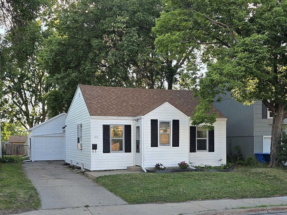 1st image of 1111 N Kiwanis Ave