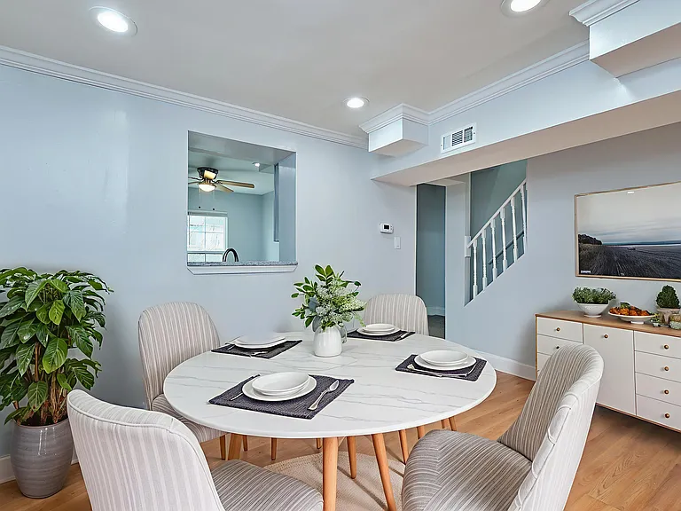 2616 Sherman Ave NW — Photo 3