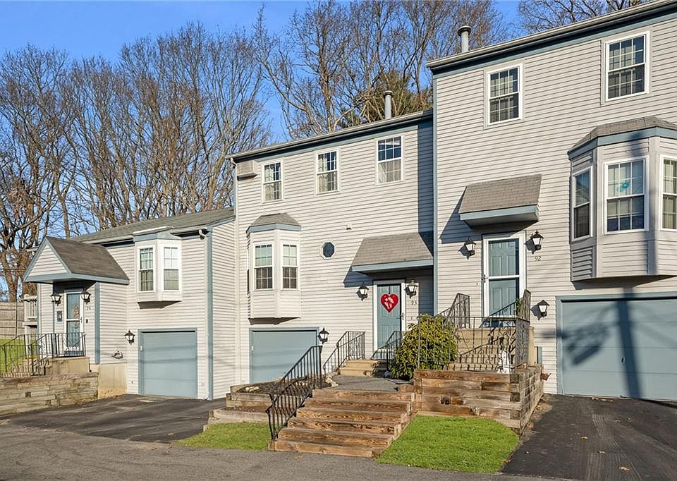 565 Quaker Ln APT 93, West Warwick, RI 02893 Zillow