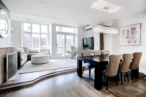 Sold by Prevu Real Estate, LLC | media 31