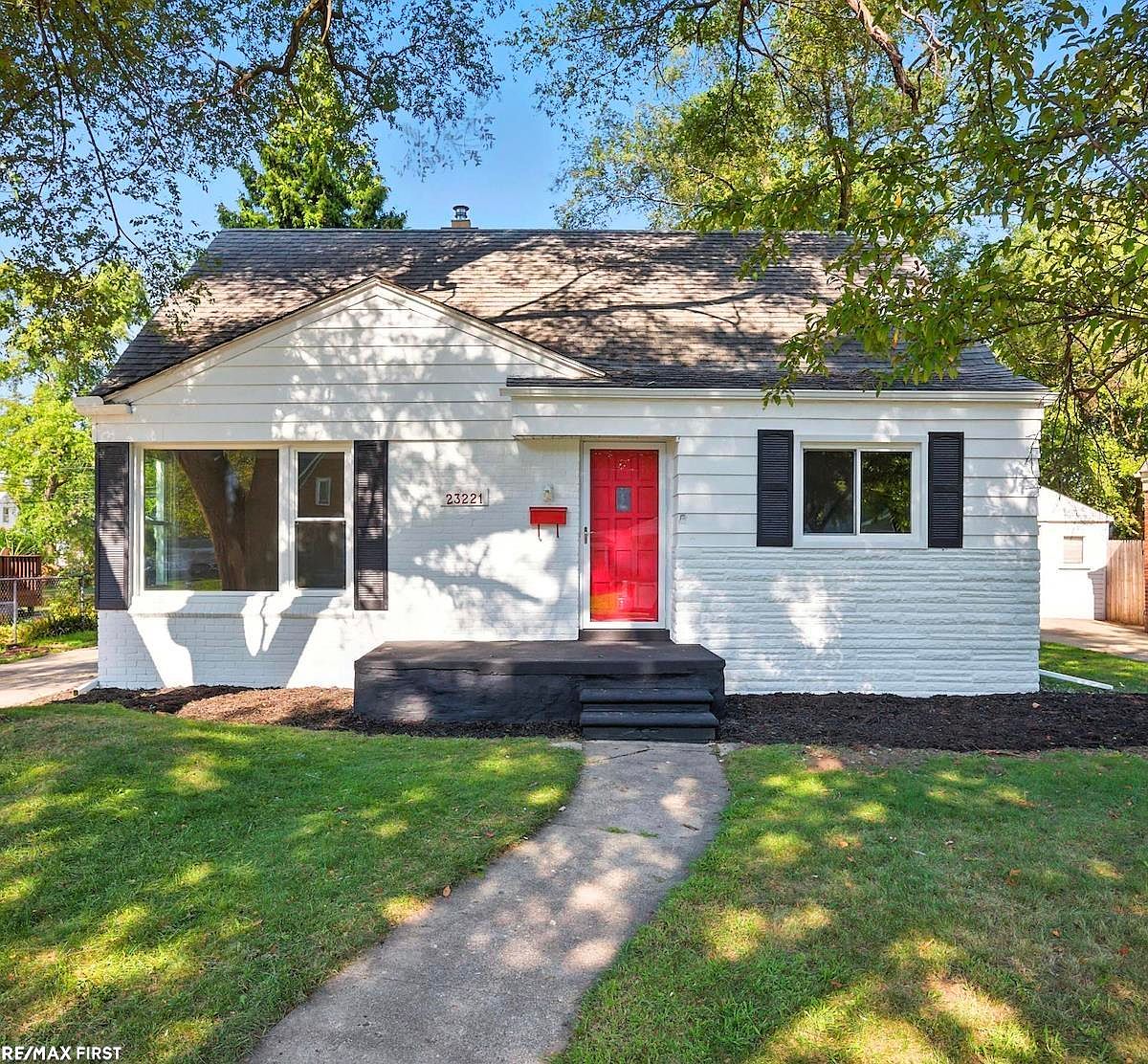 23221 Roanoke Ave, Oak Park, MI 48237 | Zillow