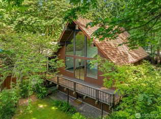 5709 80th Ave SE, Mercer Island, WA 98040
