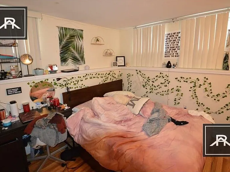 92 Pleasant St #1 — Photo 8