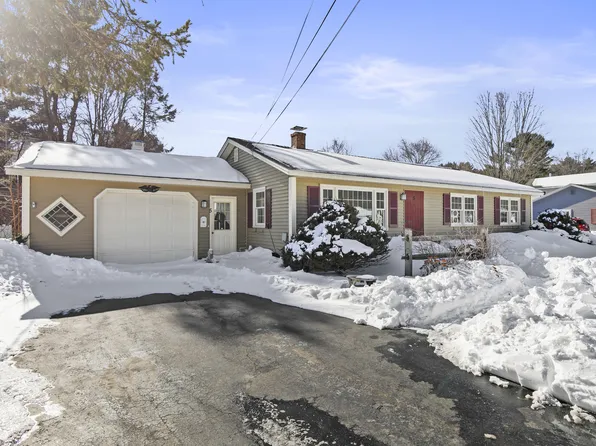 5 Brentwood Circle, Saco, ME 04072