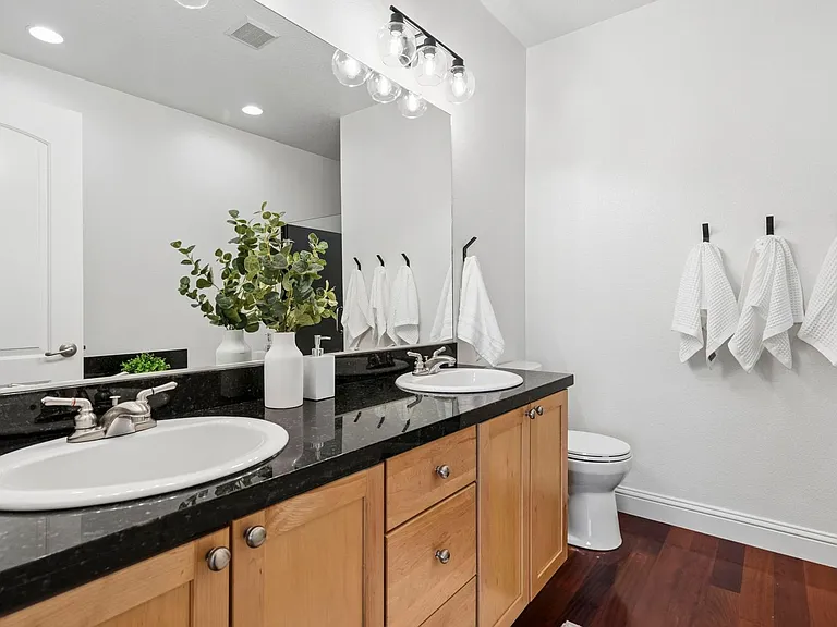 4830 SW View Point Ter — Photo 19