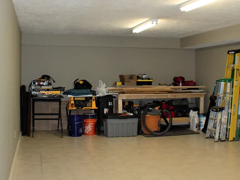 108 Valley View Rd — Photo 17