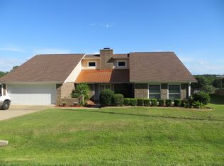 624 E Wilkins Rd, Gladewater, TX 75647