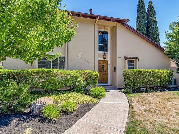 2nd image of 1395 Camino Peral