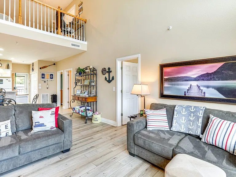 440 Cedar Heights Dr #4 — Photo 9