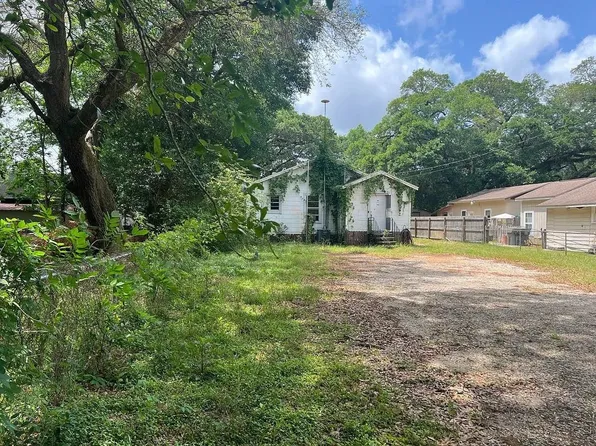 5931 Muldoon Rd, Pensacola, FL 32526