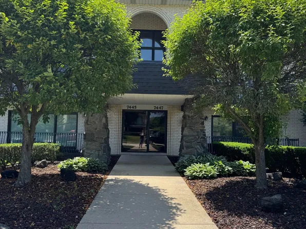 7447 Ponderosa Ct Unit 3SW, Orland Park, IL 60462