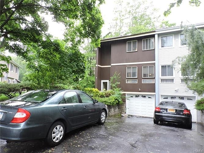1st image of 6 Carol Ct