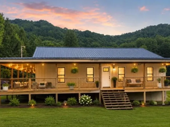 746 Hampton Creek Rd, Roan Mountain, TN 37687