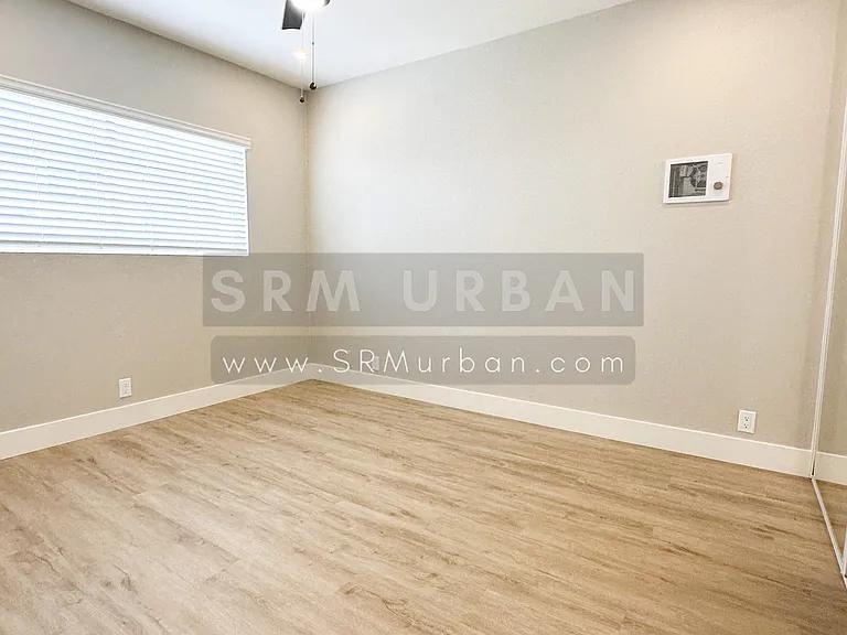 4528 56th St #5 — Photo 14
