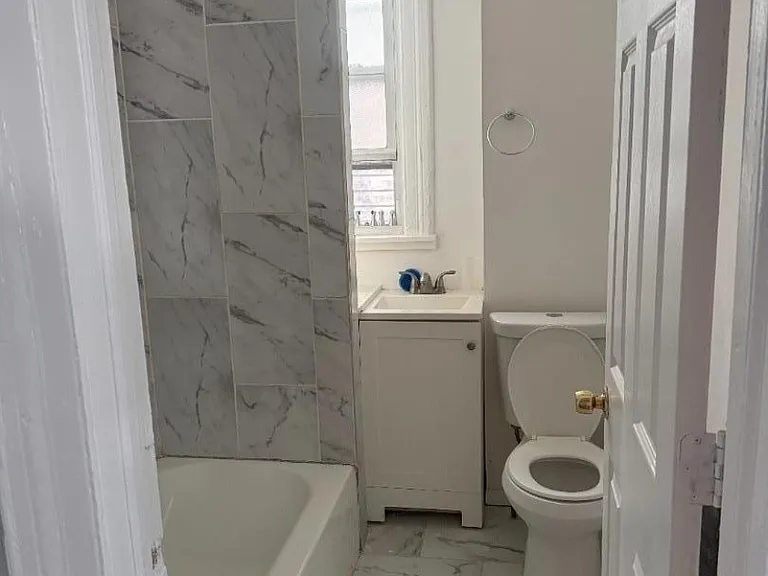 81 Rose Ter — Photo 11